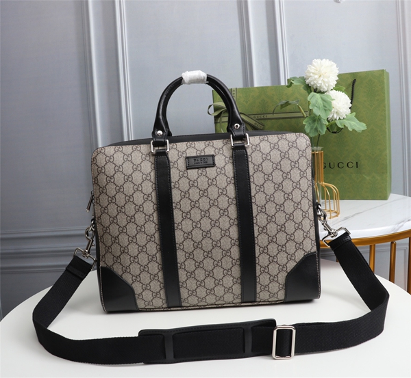 激安グッチバッグコピー正面デザイン